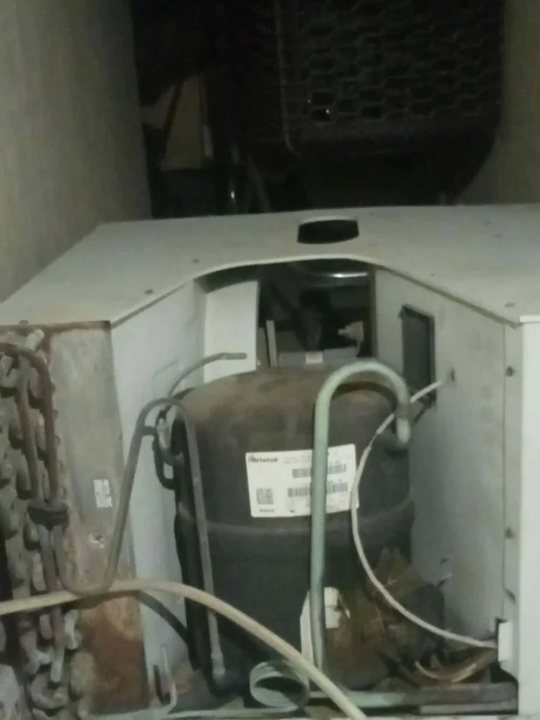 Used and damaged air conditioners in Makkah
